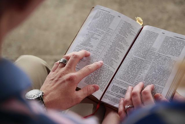 Náhodný Citát z Bible: Moudrost Přicházející ze Svatých Písem